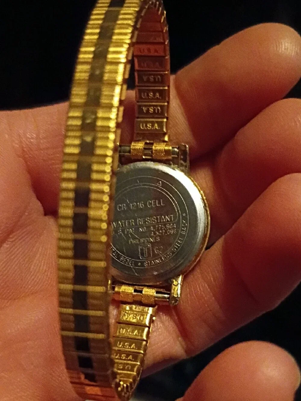 The ACQUA Brand Women's Two-Tone Silver and Gold Analog Wristwatch Set
